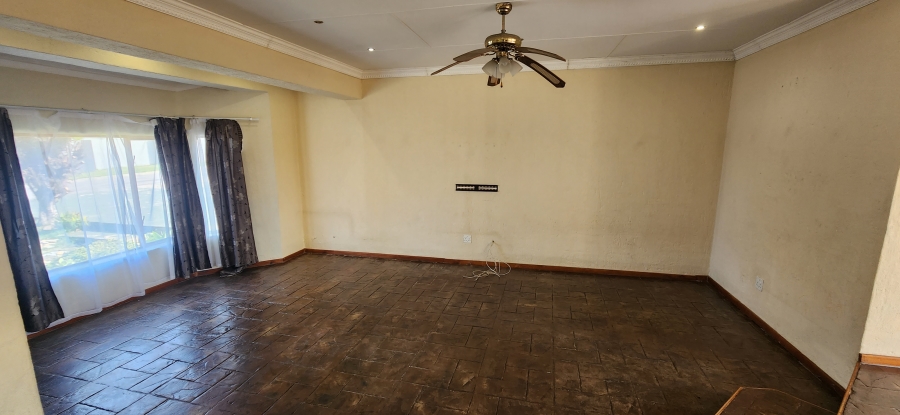 3 Bedroom Property for Sale in Dana Bay Western Cape